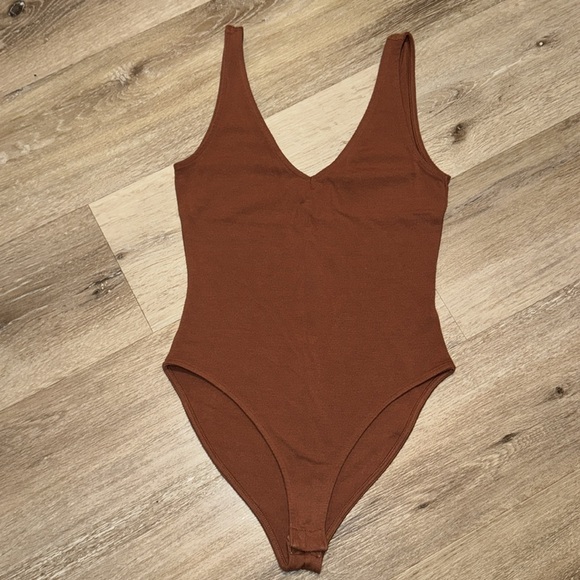 Wild Fable and Forever 21 Top Bundle - Picture 2 of 11